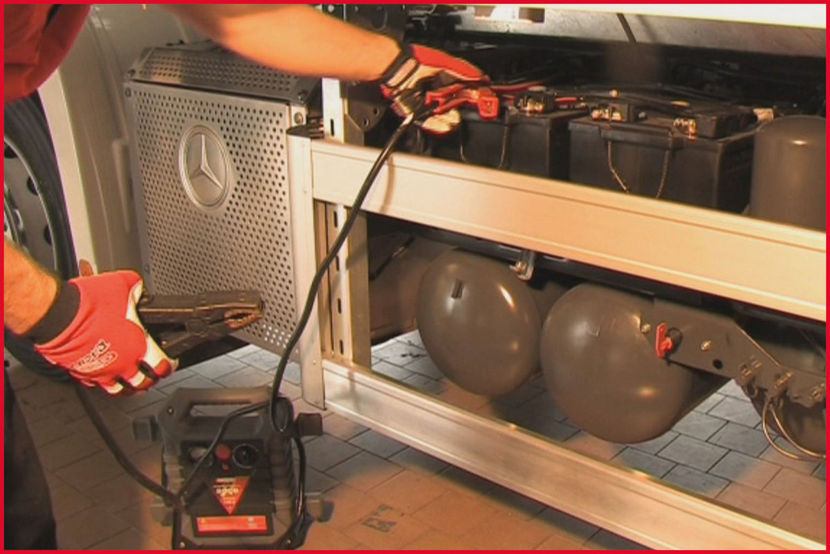 550.1720 | KS Tools 12V/24V Startbooster - mobiele starthulp 1400 A