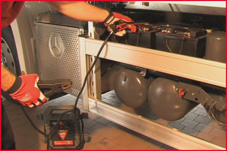550.1720 | KS Tools 12V/24V Startbooster - mobiele starthulp 1400 A