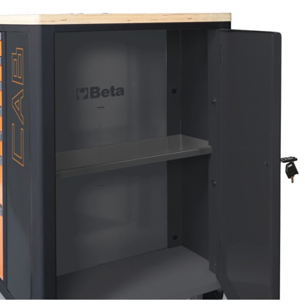 Zijkast van de Beta RSC24L-CAB met geopende klapdeur en verstelbaar schap